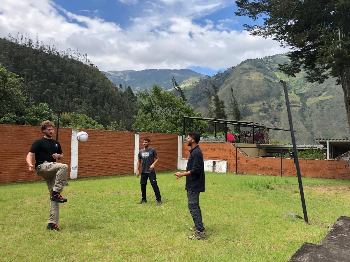 Mountain Chalet - Tungurahua Hot Springs/Aguas Termales Baños Екстериор снимка